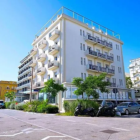 Giannini Otel 3*