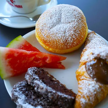 Giannini Hotel 3*